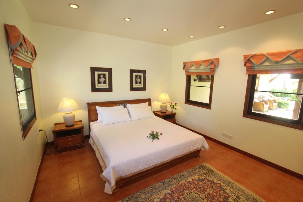 Villa Pimlada Nai Harn ภายนอก รูปภาพ